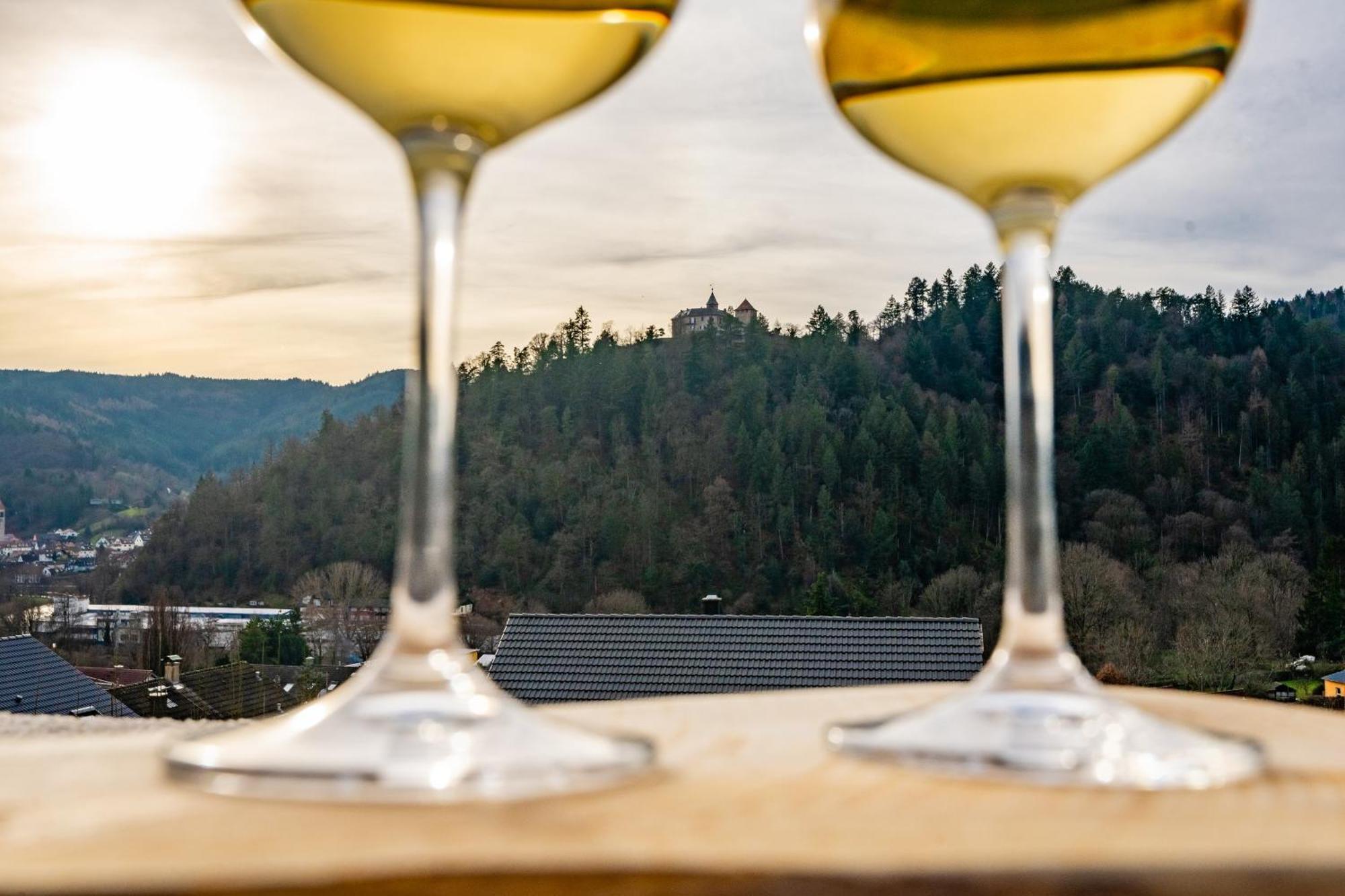 Schlossblick Schwarzwaldpanorama Gernsbach Buitenkant foto